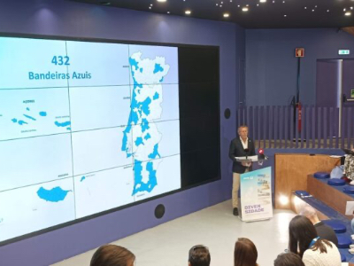 Conferência de imprensa